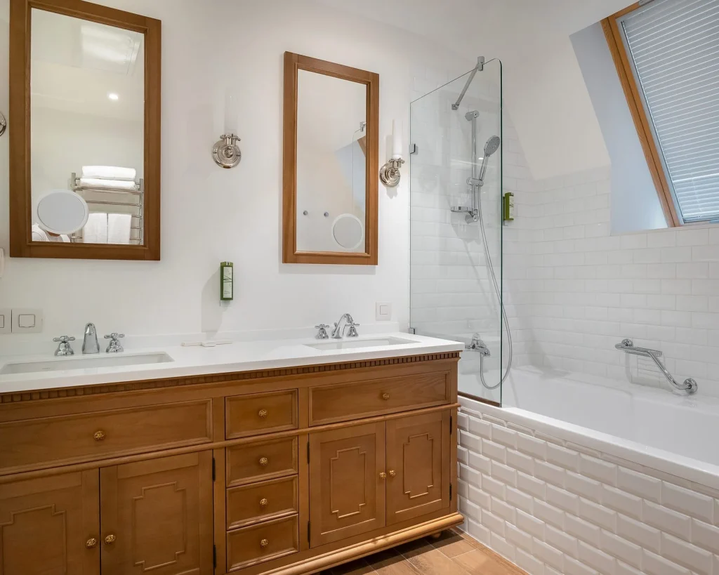 Deluxe Suite, photo 5