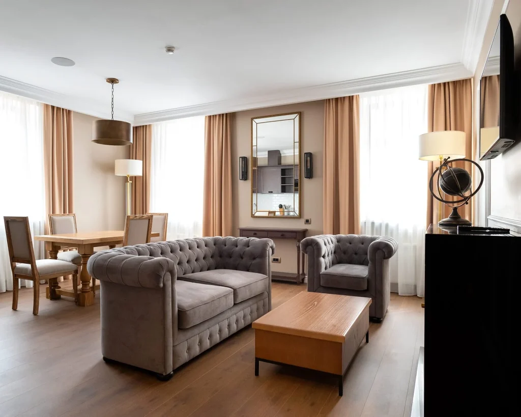 Executive Suite, photo 1