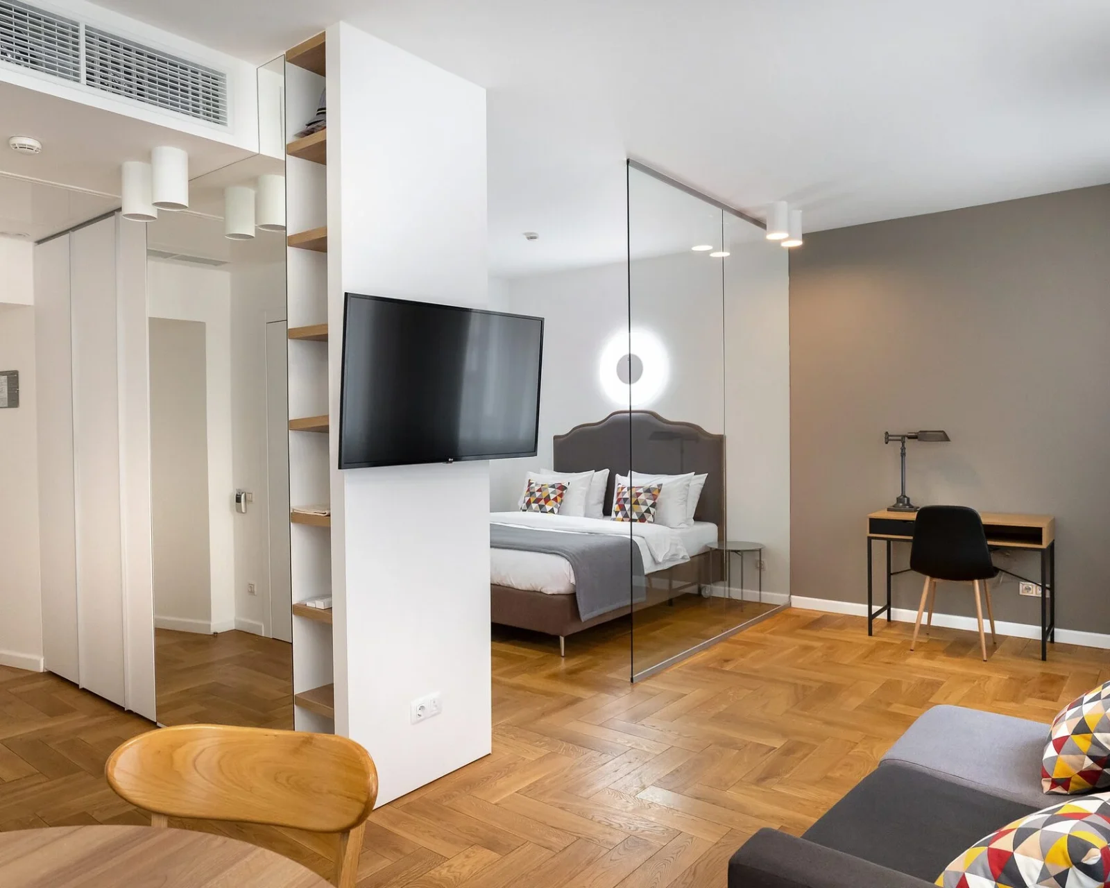 Studio Apartment